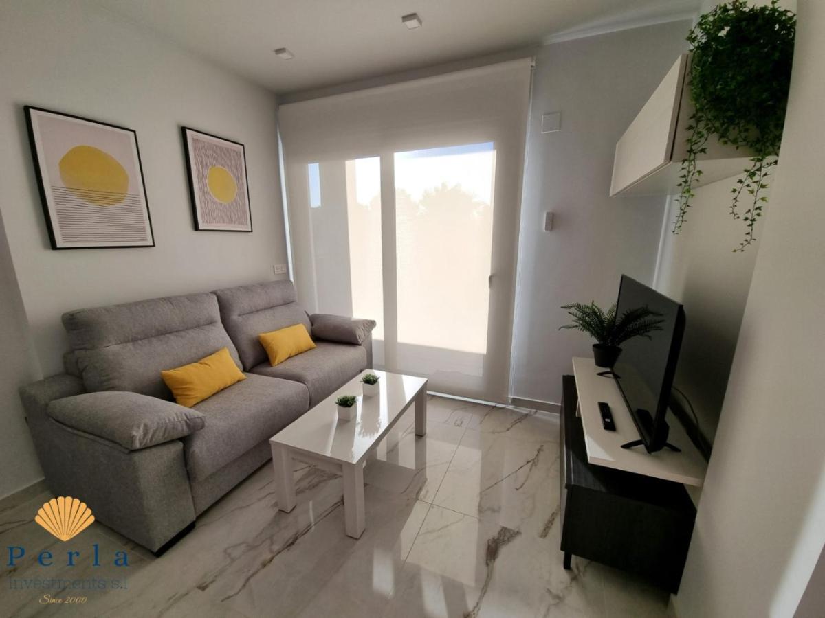 Perla Holidays - 3 Apartamentos De Alta Calidad Dehesa de Campoamor  エクステリア 写真